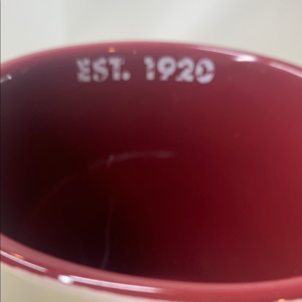 Eddie Bauer 2007 collectable coffee mug featuring winter dog sled scene. - Picture 6 of 10